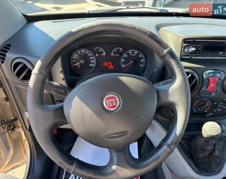Бежевий Фіат Добло, об'ємом двигуна 1.4 л та пробігом 195 тис. км за 6990 $, фото 19 на Automoto.ua