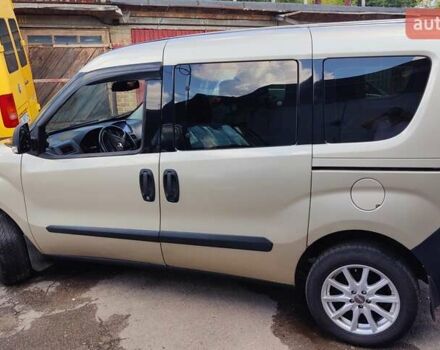 Бежевый Фиат Добло, объемом двигателя 1.4 л и пробегом 275 тыс. км за 8400 $, фото 5 на Automoto.ua