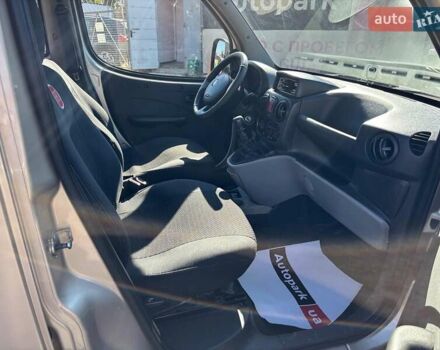 Бежевий Фіат Добло, об'ємом двигуна 1.4 л та пробігом 195 тис. км за 6990 $, фото 14 на Automoto.ua