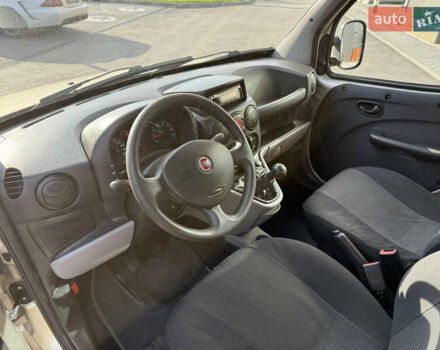 Бежевий Фіат Добло, об'ємом двигуна 1.3 л та пробігом 93 тис. км за 9100 $, фото 12 на Automoto.ua
