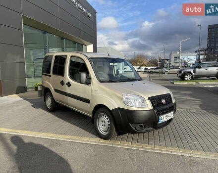 Бежевий Фіат Добло, об'ємом двигуна 1.3 л та пробігом 93 тис. км за 9100 $, фото 2 на Automoto.ua