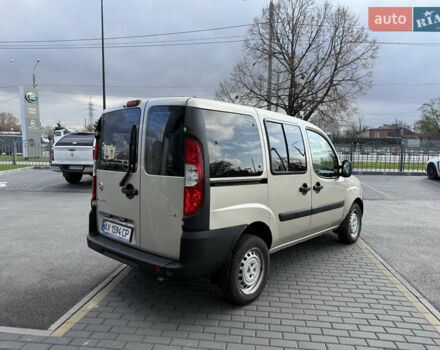 Бежевий Фіат Добло, об'ємом двигуна 1.3 л та пробігом 93 тис. км за 9100 $, фото 4 на Automoto.ua