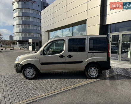 Бежевий Фіат Добло, об'ємом двигуна 1.3 л та пробігом 93 тис. км за 9100 $, фото 7 на Automoto.ua