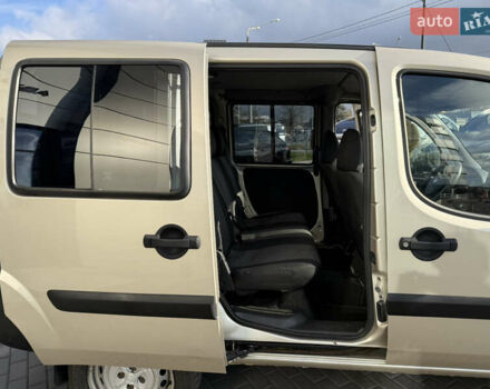 Бежевий Фіат Добло, об'ємом двигуна 1.3 л та пробігом 93 тис. км за 9100 $, фото 17 на Automoto.ua