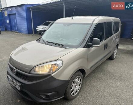 Бежевый Фиат Добло, объемом двигателя 1.37 л и пробегом 163 тыс. км за 11900 $, фото 5 на Automoto.ua