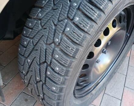 Бежевий Фіат Добло, об'ємом двигуна 1.37 л та пробігом 129 тис. км за 10500 $, фото 25 на Automoto.ua