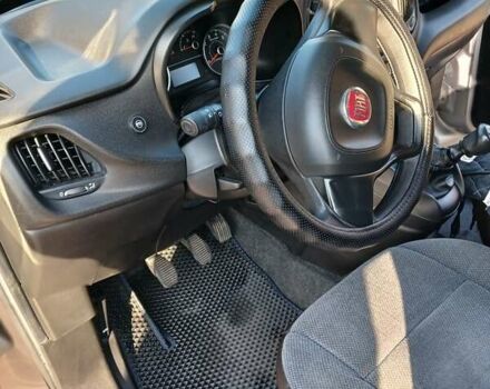 Бежевий Фіат Добло, об'ємом двигуна 1.37 л та пробігом 129 тис. км за 10500 $, фото 9 на Automoto.ua