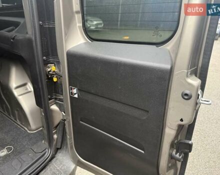 Бежевый Фиат Добло, объемом двигателя 1.37 л и пробегом 163 тыс. км за 11900 $, фото 11 на Automoto.ua