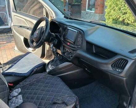 Бежевий Фіат Добло, об'ємом двигуна 1.37 л та пробігом 129 тис. км за 10500 $, фото 11 на Automoto.ua