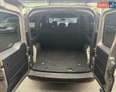 Бежевый Фиат Добло, объемом двигателя 1.37 л и пробегом 163 тыс. км за 11900 $, фото 9 на Automoto.ua