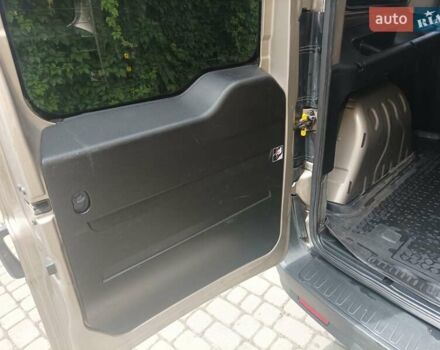 Бежевый Фиат Добло, объемом двигателя 1.25 л и пробегом 20 тыс. км за 18000 $, фото 10 на Automoto.ua