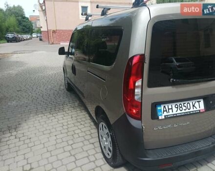 Бежевый Фиат Добло, объемом двигателя 1.25 л и пробегом 20 тыс. км за 18000 $, фото 4 на Automoto.ua