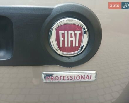 Бежевый Фиат Добло, объемом двигателя 1.25 л и пробегом 20 тыс. км за 18000 $, фото 18 на Automoto.ua