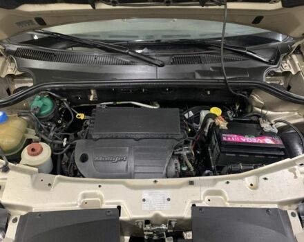 Бежевый Фиат Добло, объемом двигателя 1.2 л и пробегом 165 тыс. км за 6000 $, фото 9 на Automoto.ua