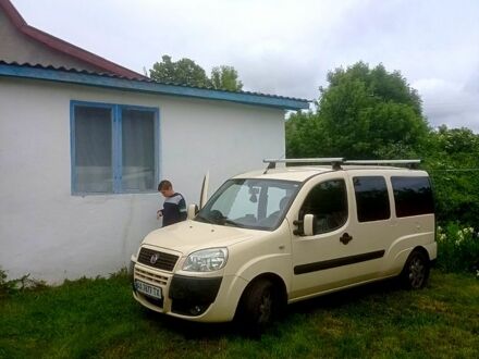 Бежевий Фіат Добло, об'ємом двигуна 19 л та пробігом 270 тис. км за 6500 $, фото 1 на Automoto.ua