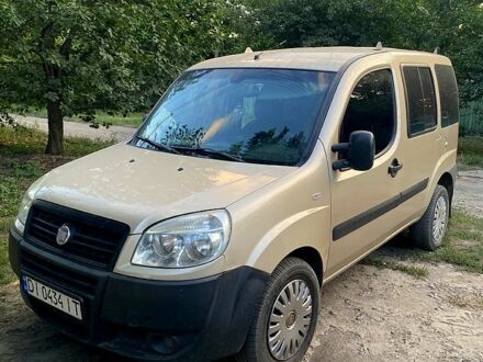 Бежевий Фіат Добло, об'ємом двигуна 1.2 л та пробігом 300 тис. км за 5500 $, фото 1 на Automoto.ua