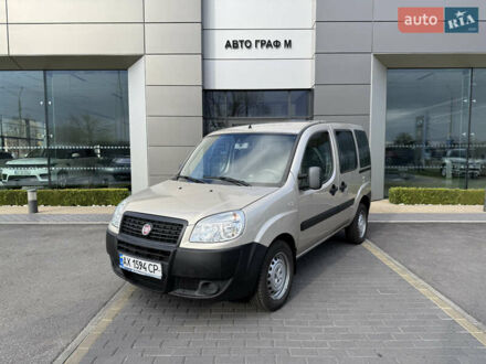 Бежевий Фіат Добло, об'ємом двигуна 1.3 л та пробігом 93 тис. км за 9100 $, фото 1 на Automoto.ua