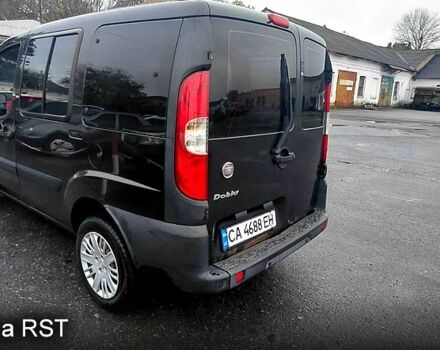 Черный Фиат Добло, объемом двигателя 1.4 л и пробегом 265 тыс. км за 3500 $, фото 4 на Automoto.ua