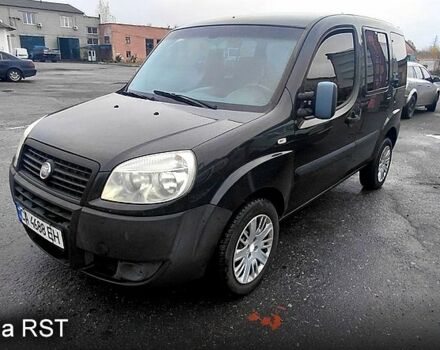Черный Фиат Добло, объемом двигателя 1.4 л и пробегом 265 тыс. км за 3500 $, фото 5 на Automoto.ua