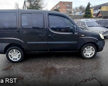 Черный Фиат Добло, объемом двигателя 1.4 л и пробегом 265 тыс. км за 3500 $, фото 1 на Automoto.ua