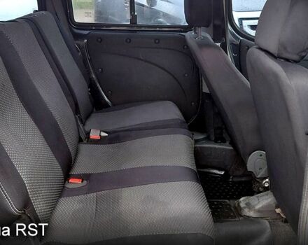 Черный Фиат Добло, объемом двигателя 1.4 л и пробегом 265 тыс. км за 3500 $, фото 8 на Automoto.ua