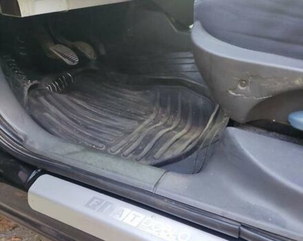 Чорний Фіат Добло, об'ємом двигуна 1.91 л та пробігом 235 тис. км за 3400 $, фото 19 на Automoto.ua