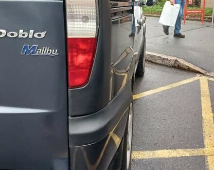 Черный Фиат Добло, объемом двигателя 1.9 л и пробегом 182 тыс. км за 5750 $, фото 7 на Automoto.ua