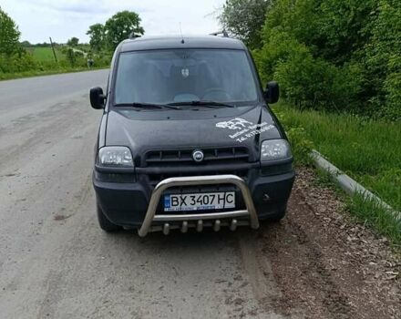Черный Фиат Добло, объемом двигателя 1.9 л и пробегом 370 тыс. км за 4200 $, фото 2 на Automoto.ua