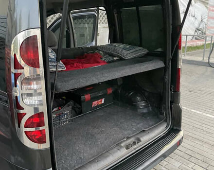 Черный Фиат Добло, объемом двигателя 1.9 л и пробегом 330 тыс. км за 4500 $, фото 9 на Automoto.ua