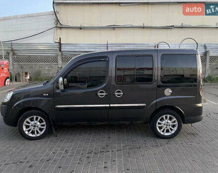 Черный Фиат Добло, объемом двигателя 1.9 л и пробегом 330 тыс. км за 4500 $, фото 10 на Automoto.ua