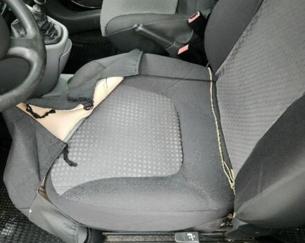 Черный Фиат Добло, объемом двигателя 1.4 л и пробегом 211 тыс. км за 4200 $, фото 9 на Automoto.ua