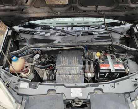 Черный Фиат Добло, объемом двигателя 1.4 л и пробегом 211 тыс. км за 4200 $, фото 7 на Automoto.ua