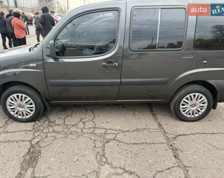Черный Фиат Добло, объемом двигателя 1.37 л и пробегом 210 тыс. км за 5200 $, фото 8 на Automoto.ua