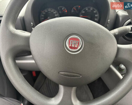 Черный Фиат Добло, объемом двигателя 1.37 л и пробегом 210 тыс. км за 5200 $, фото 6 на Automoto.ua