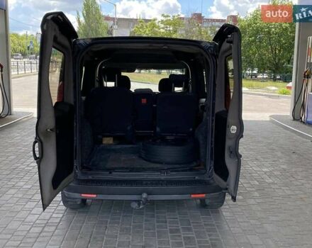 Черный Фиат Добло, объемом двигателя 1.96 л и пробегом 231 тыс. км за 6500 $, фото 31 на Automoto.ua