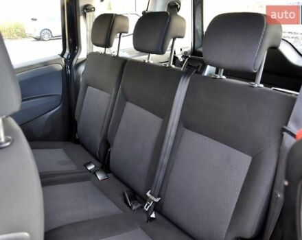 Черный Фиат Добло, объемом двигателя 1.6 л и пробегом 240 тыс. км за 7200 $, фото 20 на Automoto.ua