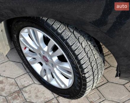 Черный Фиат Добло, объемом двигателя 1.6 л и пробегом 240 тыс. км за 7200 $, фото 36 на Automoto.ua