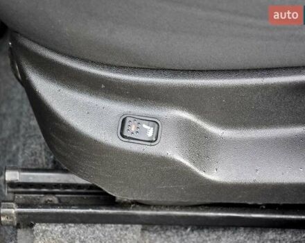 Черный Фиат Добло, объемом двигателя 1.6 л и пробегом 240 тыс. км за 7200 $, фото 19 на Automoto.ua