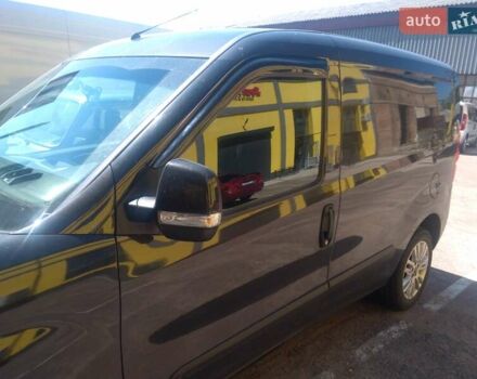 Черный Фиат Добло, объемом двигателя 1.2 л и пробегом 164 тыс. км за 8200 $, фото 6 на Automoto.ua