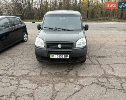 Черный Фиат Добло, объемом двигателя 1.37 л и пробегом 210 тыс. км за 5200 $, фото 1 на Automoto.ua
