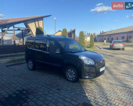 Черный Фиат Добло, объемом двигателя 1.6 л и пробегом 210 тыс. км за 7750 $, фото 1 на Automoto.ua