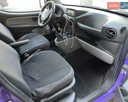 Фиолетовый Фиат Добло, объемом двигателя 1.3 л и пробегом 145 тыс. км за 5250 $, фото 13 на Automoto.ua