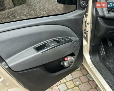 Коричневый Фиат Добло, объемом двигателя 1.6 л и пробегом 213 тыс. км за 7200 $, фото 10 на Automoto.ua