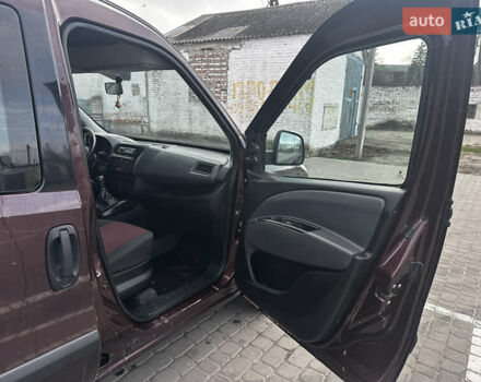 Коричневый Фиат Добло, объемом двигателя 1.4 л и пробегом 133 тыс. км за 7199 $, фото 19 на Automoto.ua