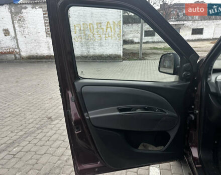 Коричневый Фиат Добло, объемом двигателя 1.4 л и пробегом 133 тыс. км за 7199 $, фото 12 на Automoto.ua