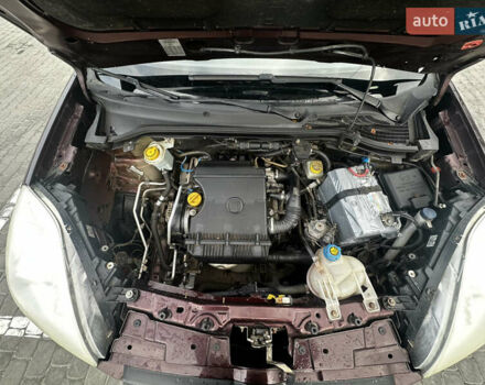 Коричневый Фиат Добло, объемом двигателя 1.4 л и пробегом 133 тыс. км за 7199 $, фото 29 на Automoto.ua