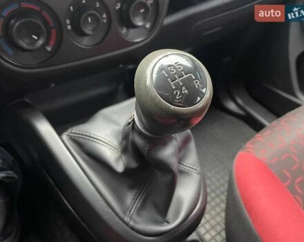 Коричневий Фіат Добло, об'ємом двигуна 1.37 л та пробігом 163 тис. км за 6690 $, фото 25 на Automoto.ua