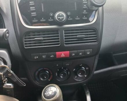 Коричневый Фиат Добло, объемом двигателя 1.4 л и пробегом 165 тыс. км за 7500 $, фото 17 на Automoto.ua