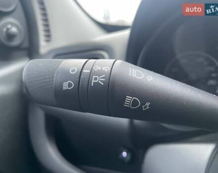 Коричневий Фіат Добло, об'ємом двигуна 1.37 л та пробігом 163 тис. км за 6690 $, фото 17 на Automoto.ua