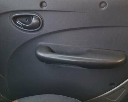 Коричневый Фиат Добло, объемом двигателя 1.4 л и пробегом 185 тыс. км за 7500 $, фото 4 на Automoto.ua